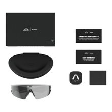 Oakley Sunglasses Meta Vanguard 800105 (Lens Colour: Prizm Black) white - 1 pair of glasses with hard case